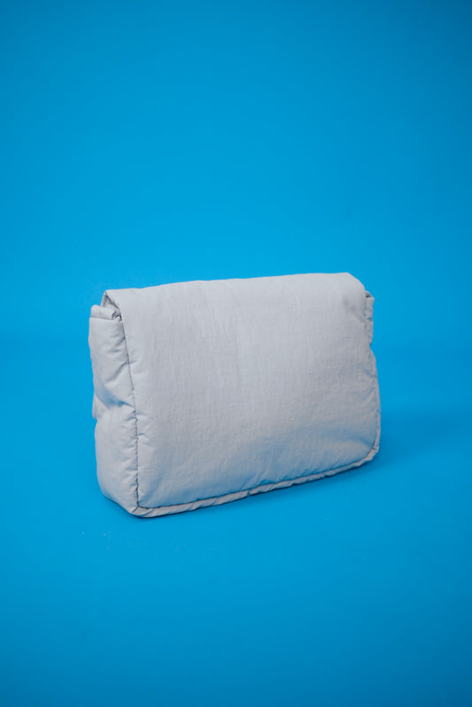 The Cushy Cloud Bag (Sky)
