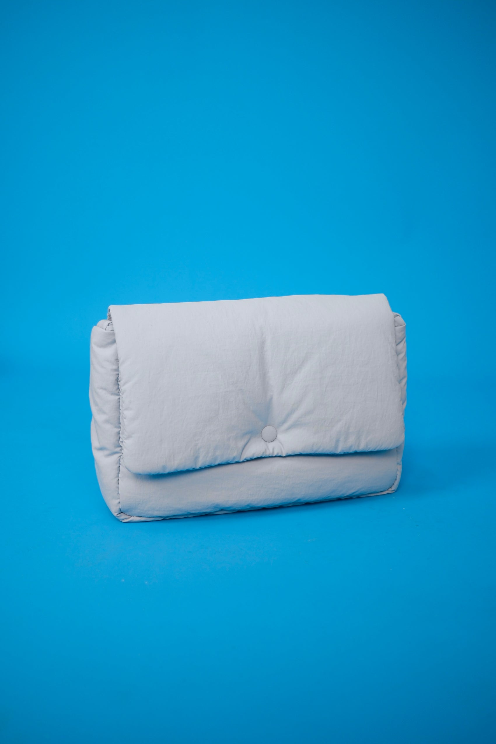 The Cushy Cloud Bag (Sky)