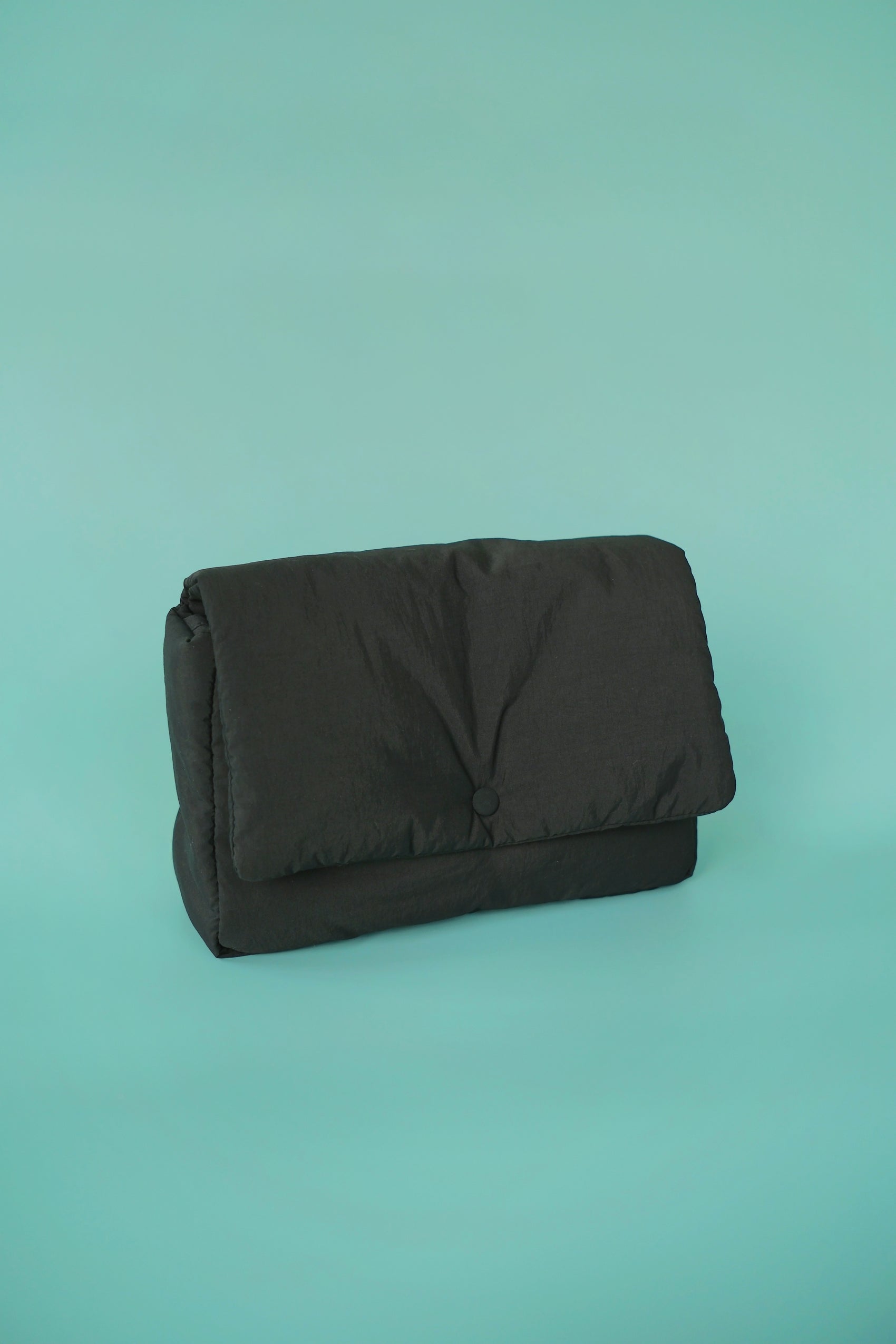 The Cushy Cloud Bag (Black)